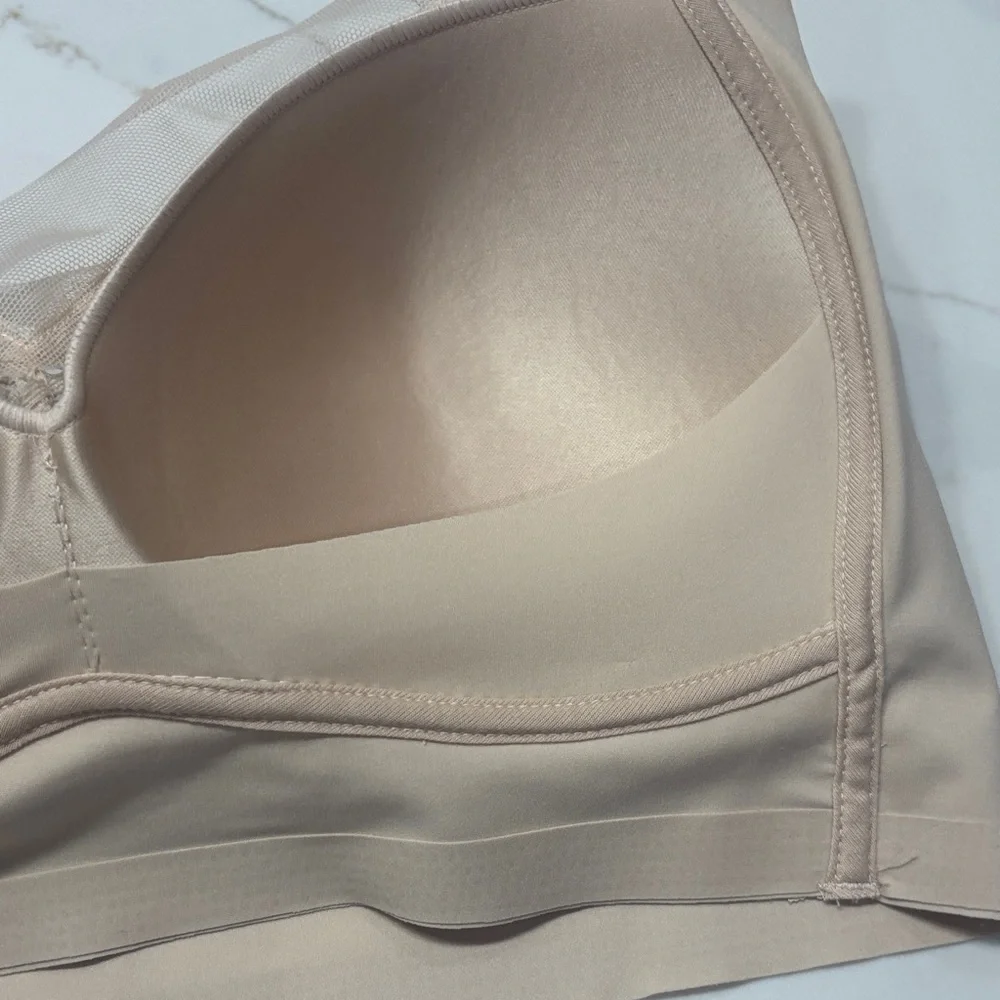 chic Women's Tan Lace Bra